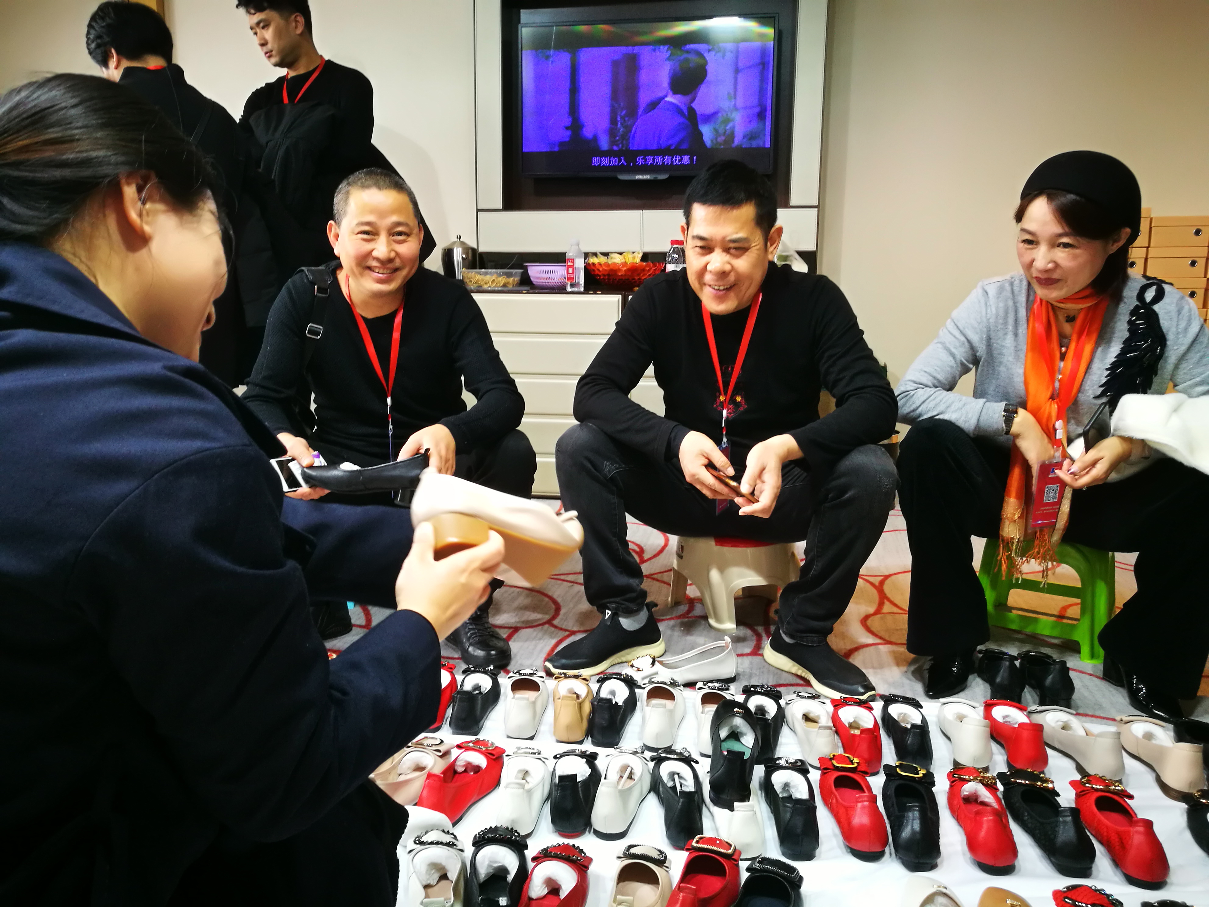 第 17届温州百家**鞋业订货会成交额超4.5亿